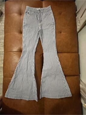 KanCan Striped High-Waist  Super Flare Jeans in Navy and White Size 1/24
